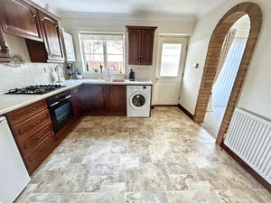 Photo 30- click for photo gallery